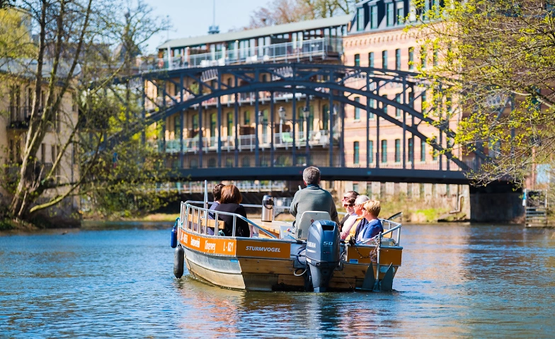 Gro&szlig;e Entdeckertour - Kanalrundfahrt &amp; Gro&szlig;e Stadtrundfahrt ${singleEventLocation} Tickets